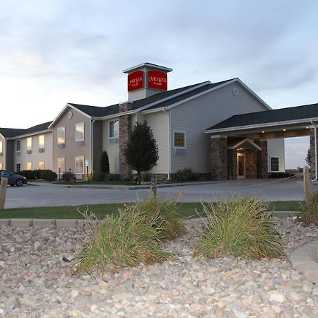Castle Rock Inn & Suites - Quinter Eksteriør billede