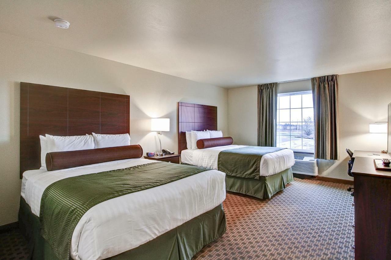 Castle Rock Inn & Suites - Quinter Eksteriør billede